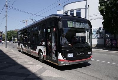 Первый собранный в Краснодаре троллейбус вышел на маршрут