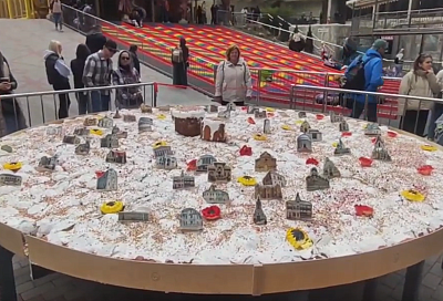 Кулич-гигант весом 600 килограммов испекли в Крыму