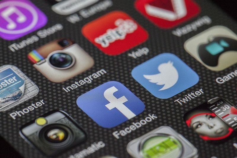 Жители России требуют компенсации за недавний сбой в Facebook