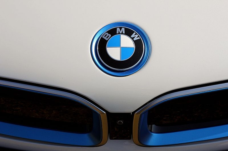 Владельцы BMW в России не могут подключить смартфоны к своим автомобилям