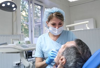 От 500 тыс. рублей предлагают зарплату стоматологу. Назван топ самых высокооплачиваемых вакансий Кубани 