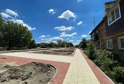 Общественное пространство благоустраивают по нацпроекту в поселке Гулькевичского района