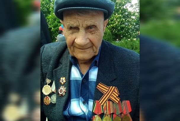 Глава Кубани Вениамин Кондратьев поздравил с вековым юбилеем ветерана Великой Отечественной Георгия Ефремова