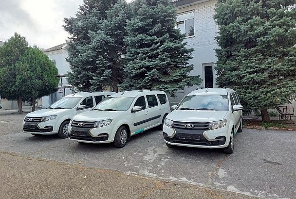 Кубанские больницы получили шесть новых автомобилей