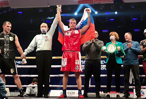 Боксер из Краснодарского края Сергей Кожухарь завоевал чемпионский пояс WBC World среди молодежи 