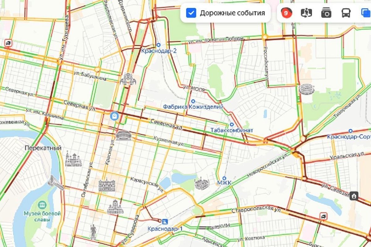 На дорогах Краснодара образовались 9-балльные пробки