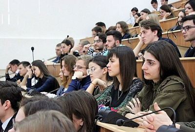 Молодежная стипендия главы Краснодара вырастет в два раза