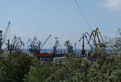 ЕС ввел санкции против двух кубанских НПЗ и порта Туапсе