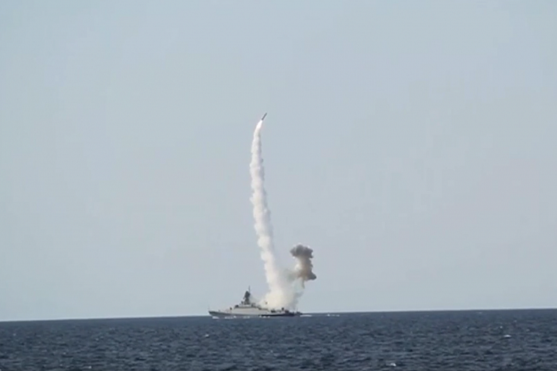 Цель уничтожена: опубликовано видео ракетных стрельб в Черном море