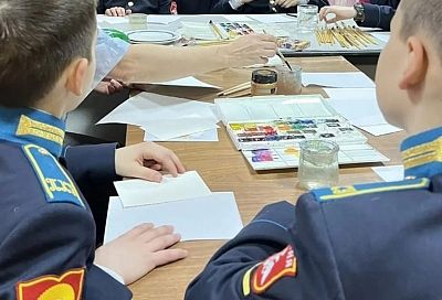 Профессиональные художники провели мастер-класс для воспитанников Краснодарского президентского кадетского училища