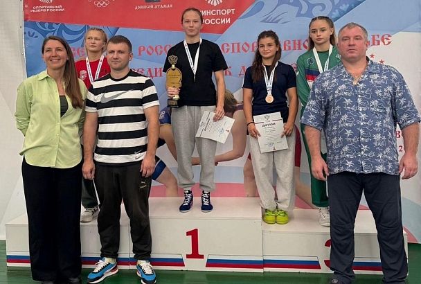 Уложила на лопатки: вольница из Краснодара завоевала бронзу первенства страны