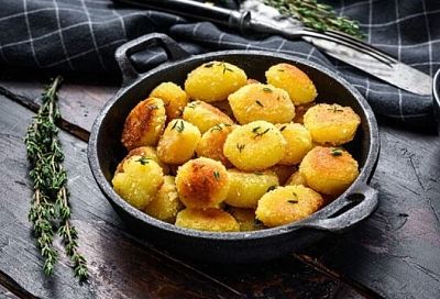 Картошка в духовке с сухарями: рецепт с хрустящей корочкой от Оксаны Чаленко — что-то невероятное