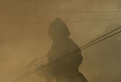 Горящую свалку тушат под Усть-Лабинском на площади 300 квадратных метров 