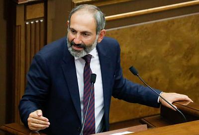 Когда друзья хуже врагов: как премьер-министра Армении топит его же окружение