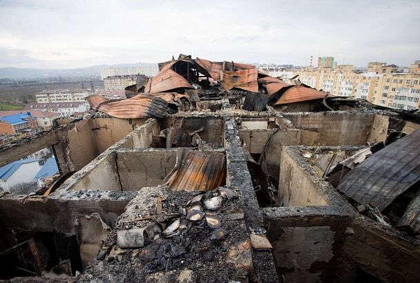 Братьев-застройщиков допрашивают по делу о сгоревшей многоэтажке в Анапе