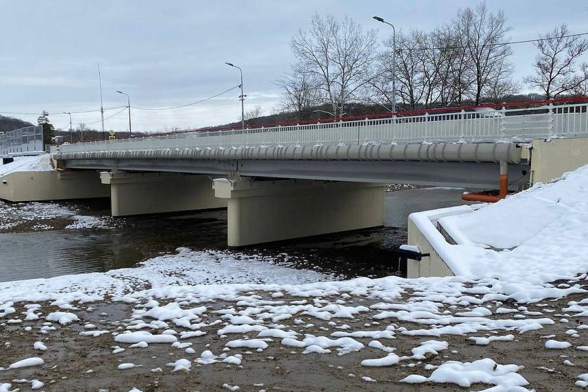 Открыт проезд по новому мосту через реку Фарс в Мостовском районе