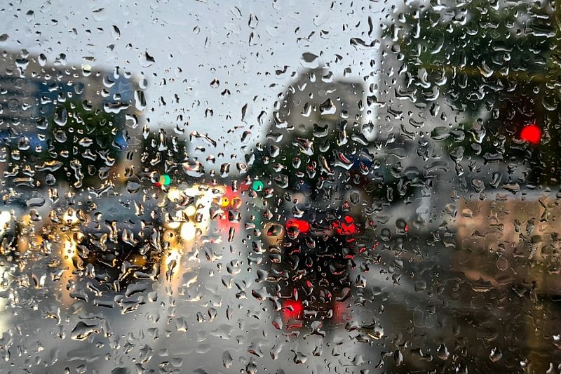 Сильные грозовые дожди ударят по Сочи: когда испортится погода