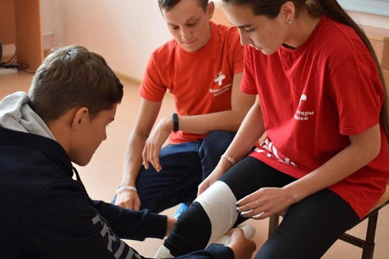В школах Краснодарского края пройдут уроки по оказанию первой помощи