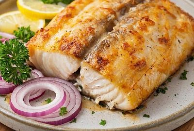 Считаете минтай сухой рыбой? Кладу его на противень и ставлю в духовку. За уши не оторвать