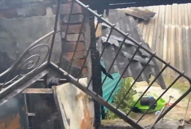 СК опубликовал видео из сгоревшего в Ейске дома, где погибли трое курортников