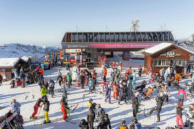 Около 3 тыс. туристов прибыли на горнолыжные курорты Сочи за неделю
