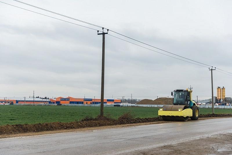 Мэр Краснодара рассказал о старте ремонта дороги к поселку Индустриальному (видео)