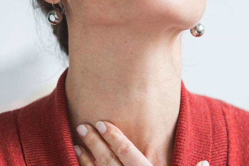 Названы шесть симптомов, указывающие на серьезные заболевания щитовидки
