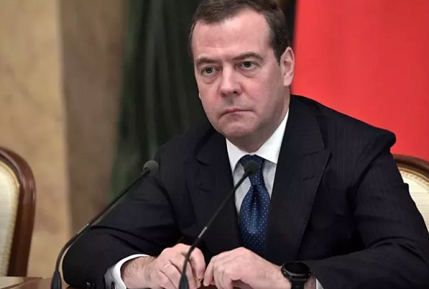 Медведев прокомментировал начало контрнаступления Киева