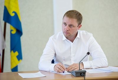 Мэр Анапы Василий Швец поддержал стратегическое решение губернатора Вениамина Кондратьева по работе курортов во время пандемии