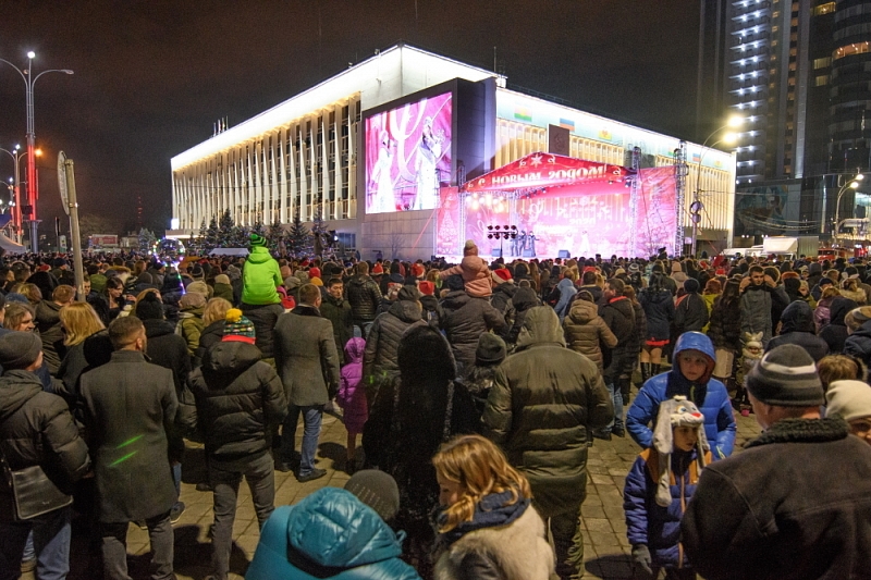 В Краснодаре Новый год на Главной городской площади встретили 21 тыс. человек