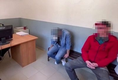 Участников группового секса на пляже в Сочи задержала полиция