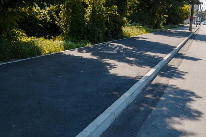 В Краснодаре после вмешательства прокуратуры в переулке Безназванном построили тротуар