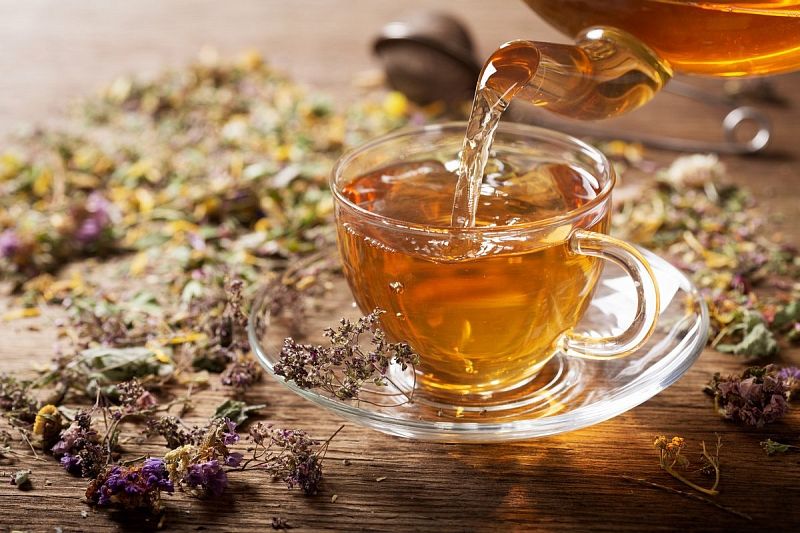 Пейте только такой чай: 6 самых полезных лекарственных трав, которые легко приготовить