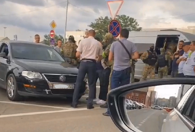 Лицом в асфальт: в полиции Краснодара прокомментировали задержание в мкр. Жукова 
