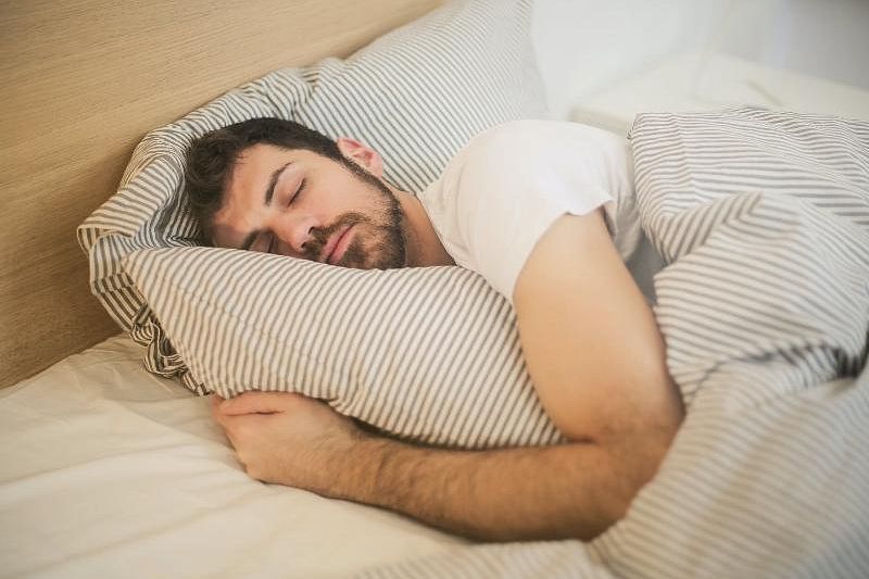 Почему нельзя фотографировать спящих людей: приметы и суеверия