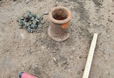 Клад древних монет обнаружили археологи на Таманском полуострове