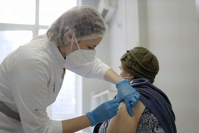 Почти 32 тыс. человек привили от коронавируса в Краснодарском крае