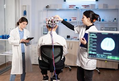 В России начали разработку системы считывания сигналов тела для помощи людям с ОВЗ