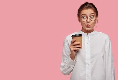 Есть о чем переживать: найдена взаимосвязь между кофе и размером женской груди