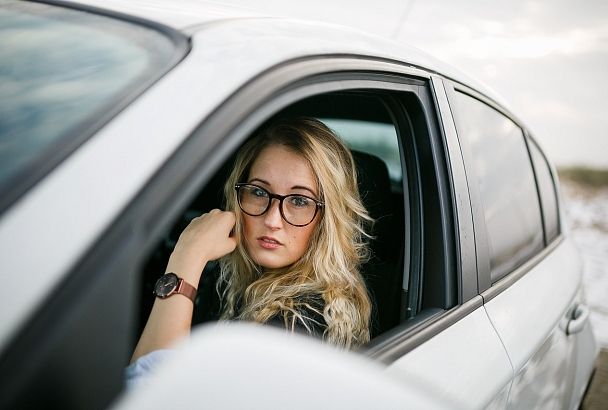 Россия названа одной из самых стрессовых стран для водителей-новичков