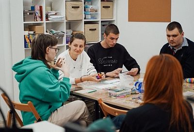Жизнь без рамок: как на Кубани люди с аутизмом находят работу, друзей и хобби