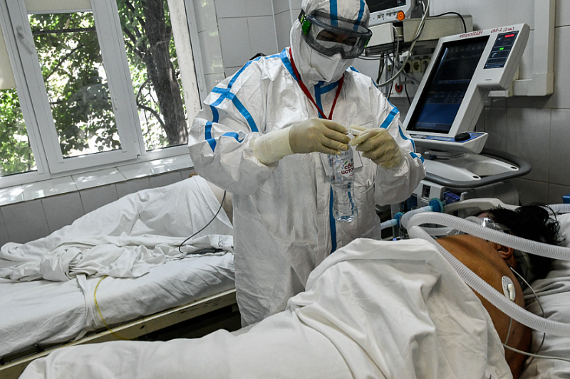Очередной антирекорд COVID-19: в России за минувшие сутки зафиксировали 37 930 заболевших