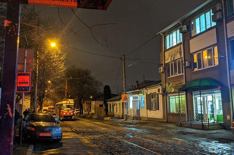Снова обрыв проводов: в Краснодаре встали трамваи