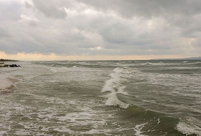 Четыре беспилотника ВСУ сбиты за день над акваторией Азовского моря