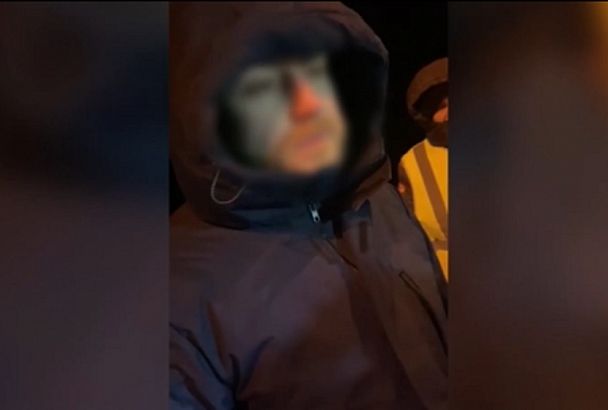 Мефедрон, гашиш, марихуана: полицейские задержали водителя иномарки с крупной партией наркотиков
