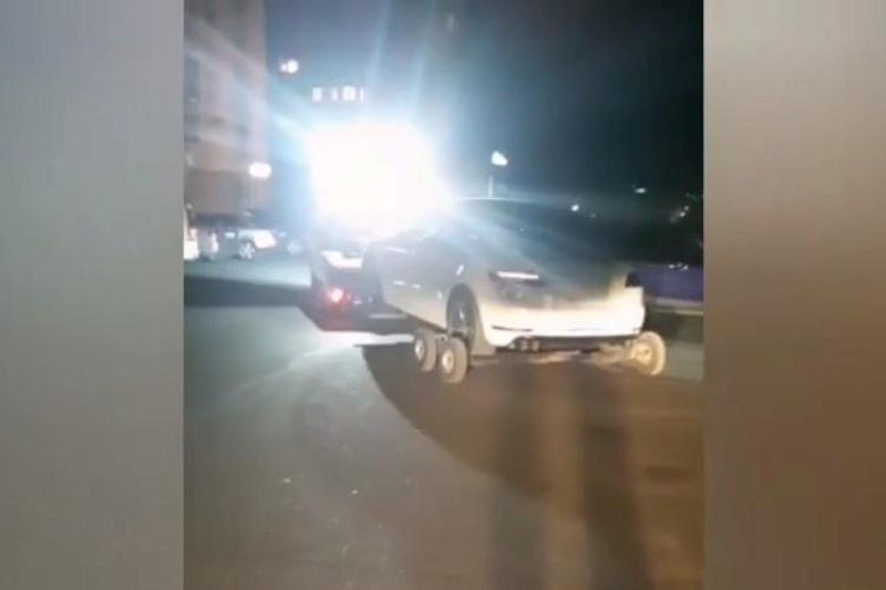 Анапские полицейские вычислили нарушителя ПДД на Porsche по видео в соцсетях