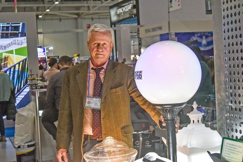 Краснодарский изобретатель Леонид Лебедь разработал светильники, которые позволяют существенно экономить на оплате электричества