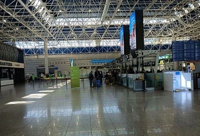 Аэропорт Сочи до конца дня обслужит почти 180 рейсов
