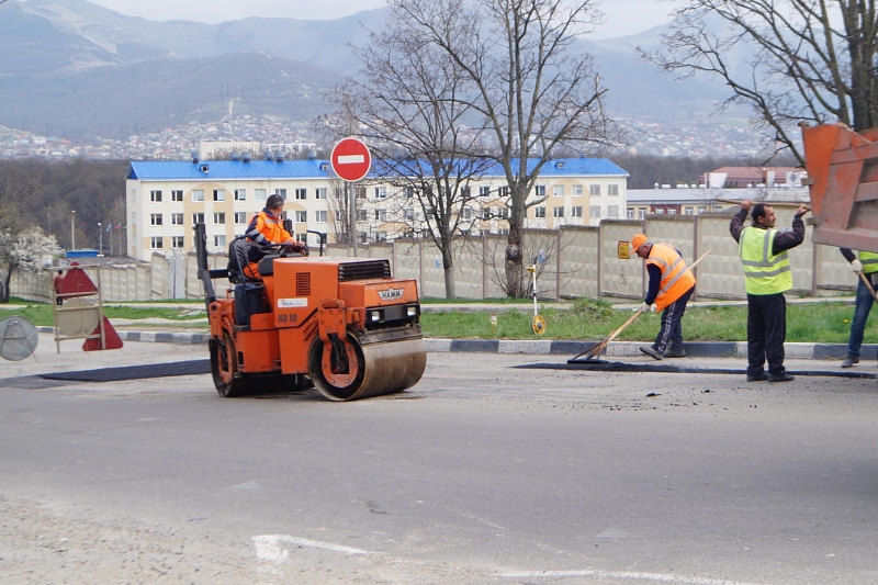 Жители Новороссийска выберут дороги для ремонта в рамках нацпроекта