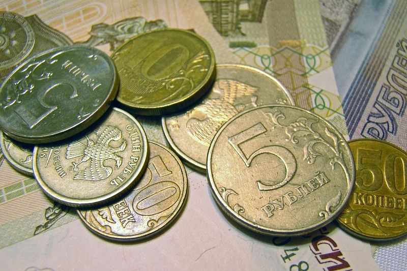 Впервые за пять лет российский рубль вошел в список популярных мировых валют